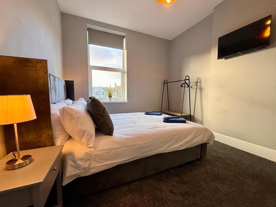 Teds Apartments-town Centre-apt1 Апартаменты *